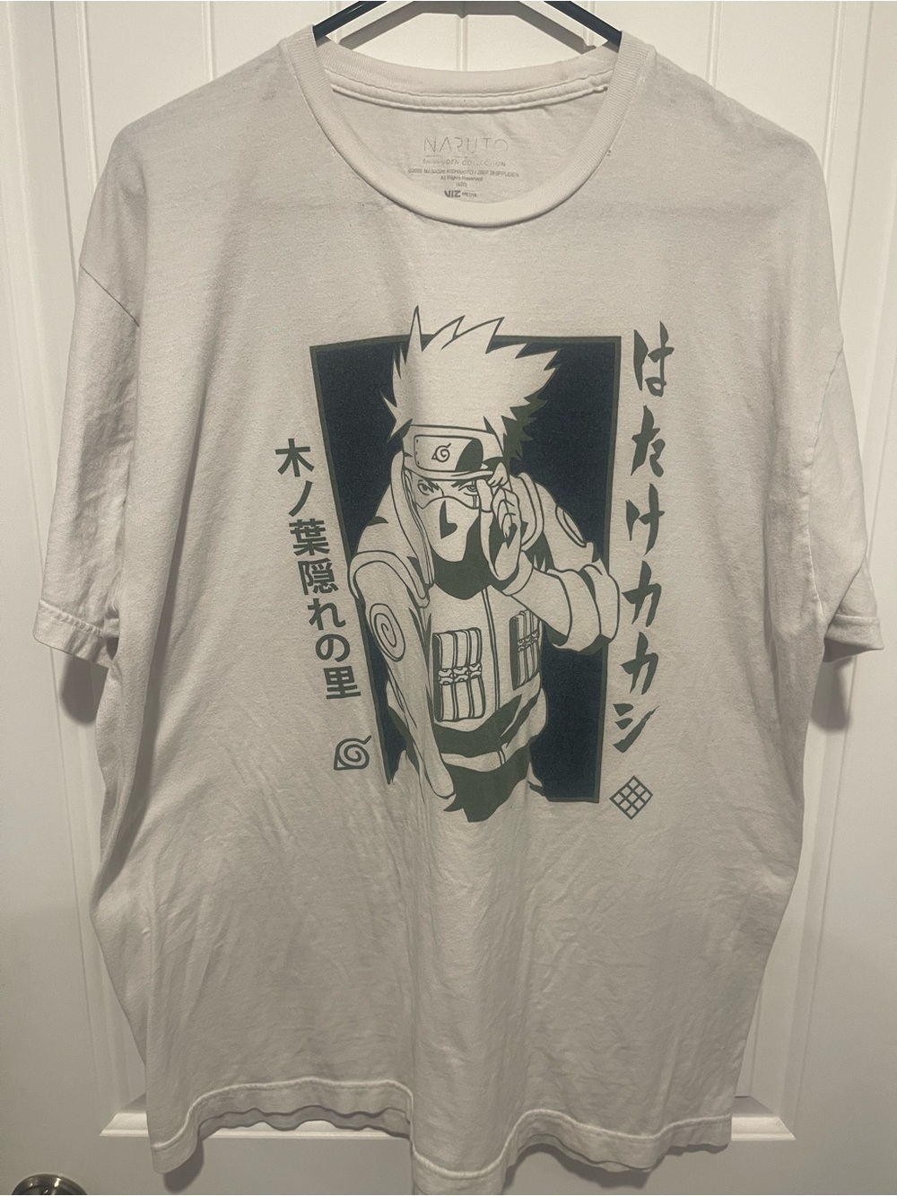 Naruto Shippuden Kakashi Graphic Tee Men’s XL White